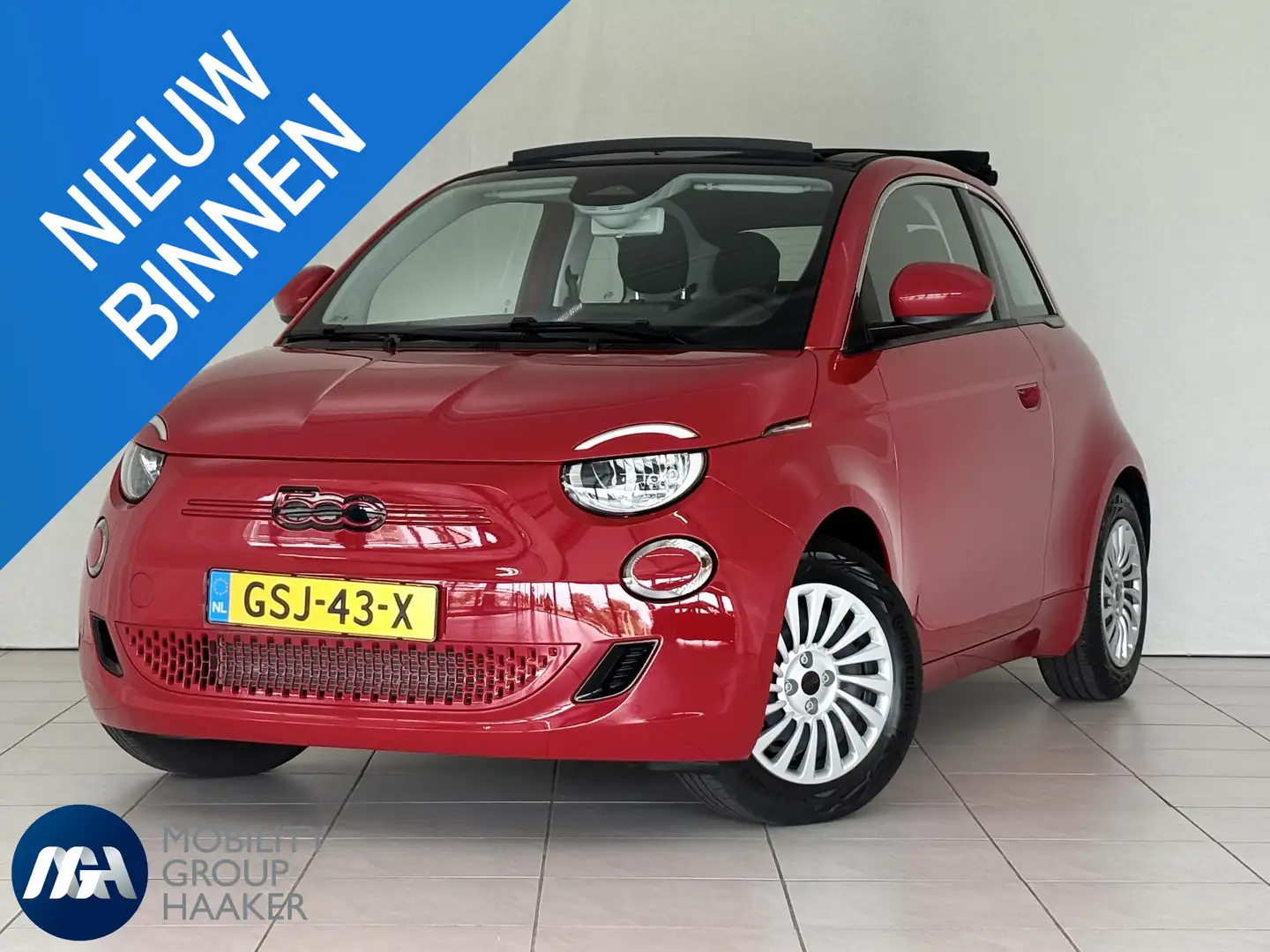 Fiat 500C RED 42 kWh | Cabrio | Navigatie | Parkeercamera | Rood - 1