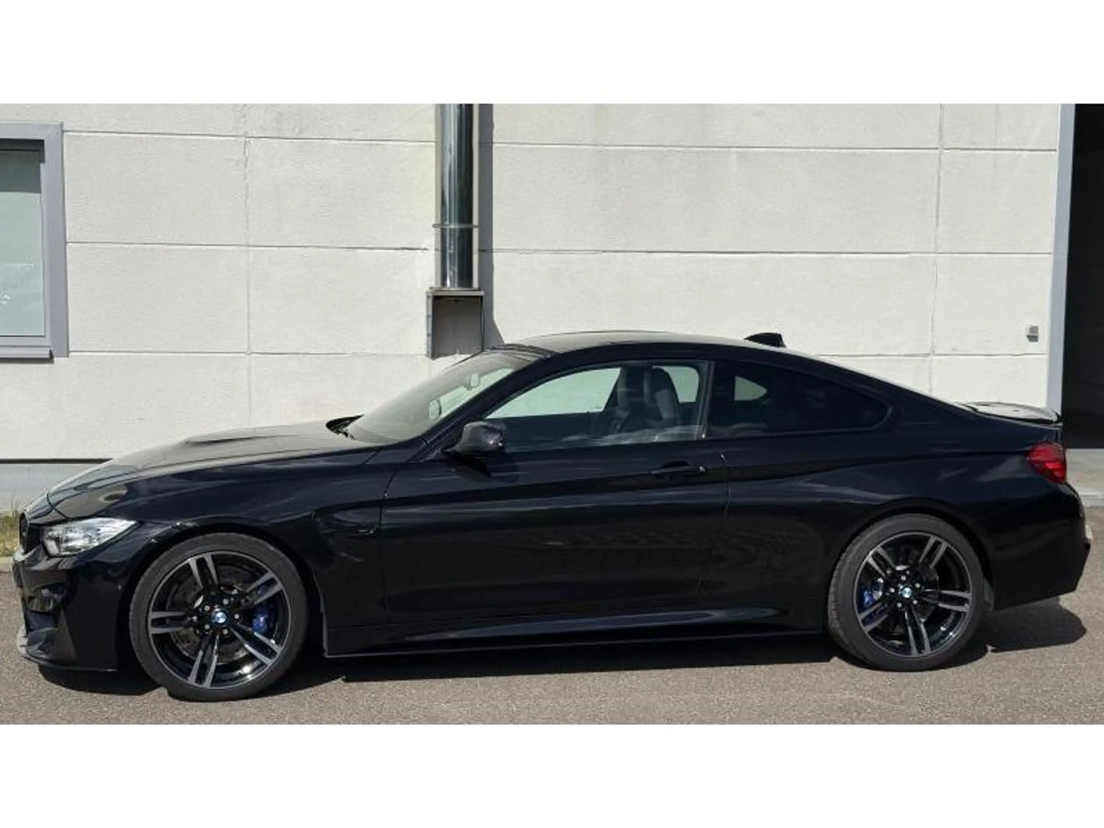 BMW M4 Coupé — photo 3