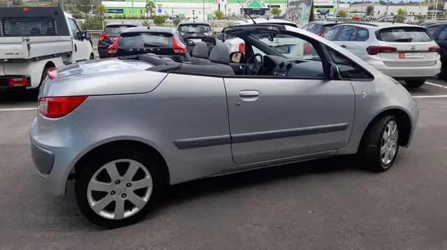 Mitsubishi Colt Colt VIII 2004 Coupe CZC 1.5 16v