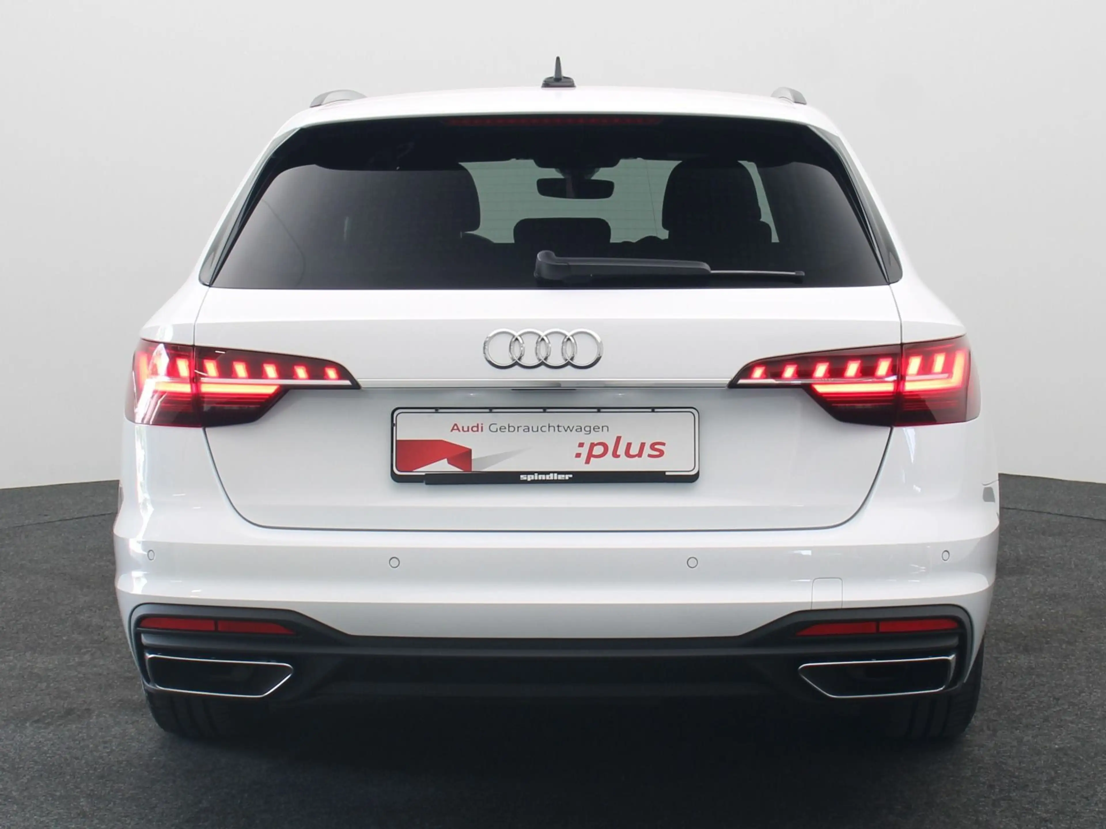 Audi A4 35 TFSI S-tronic / MMI-Navi, Matrix — photo 6