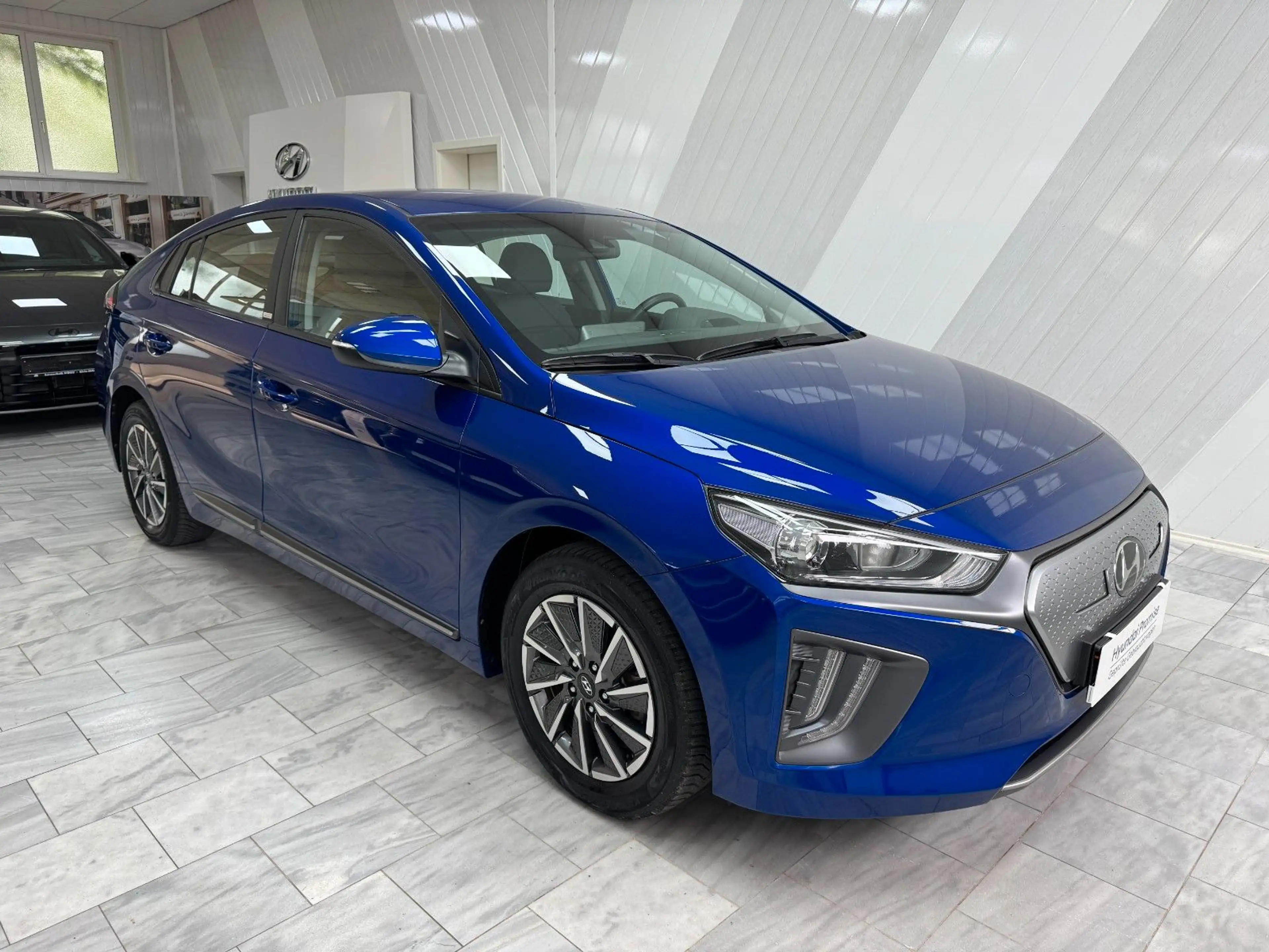 Hyundai IONIQ Elektro Trend Navi Garantie SOH 100% — photo 5