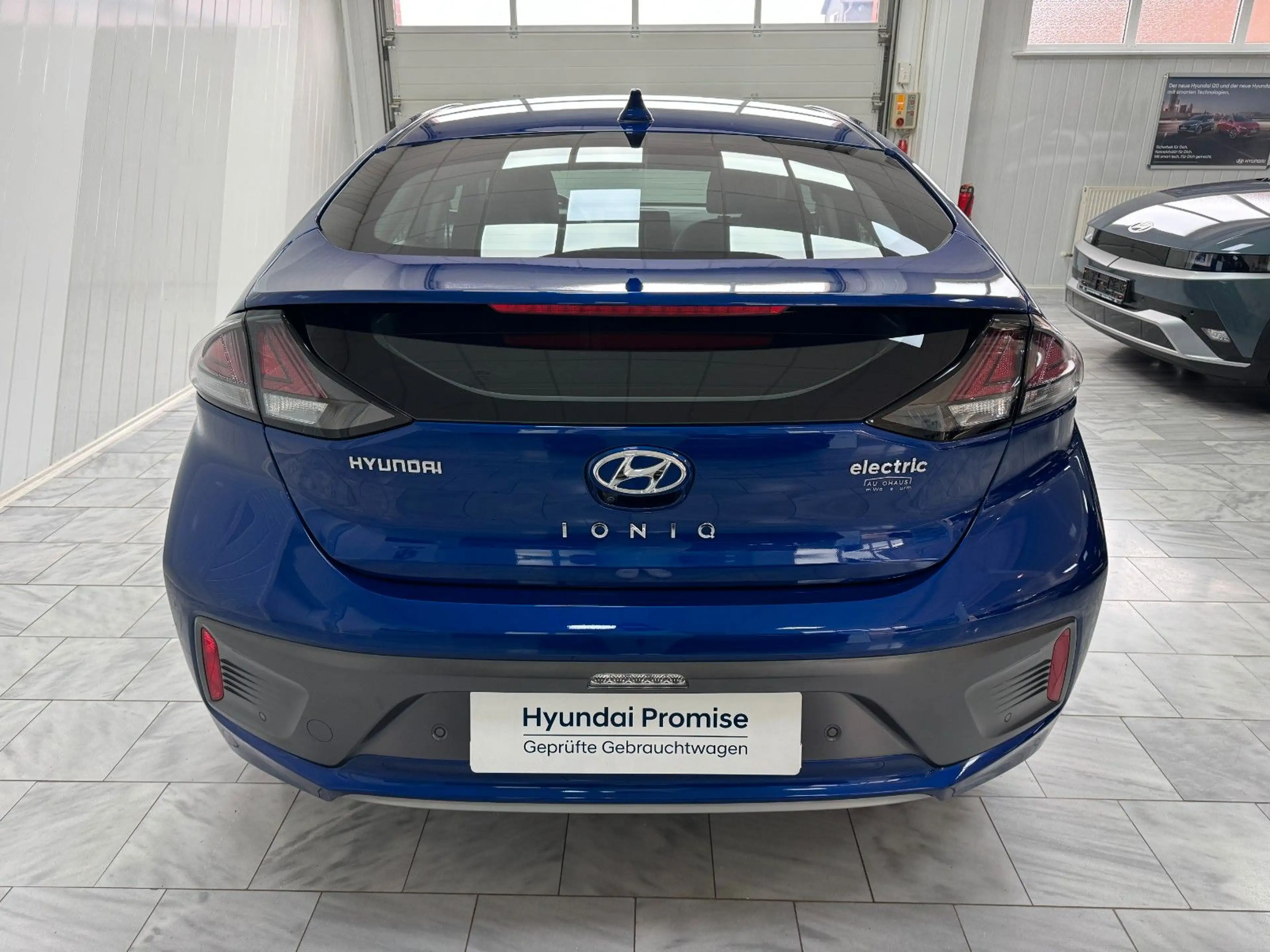Hyundai IONIQ Elektro Trend Navi Garantie SOH 100% — photo 9
