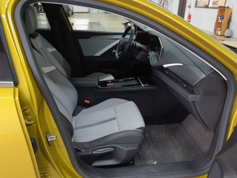 Opel Astra Astra Plug-In-Hybrid Elegance Navi SHZ — photo 8