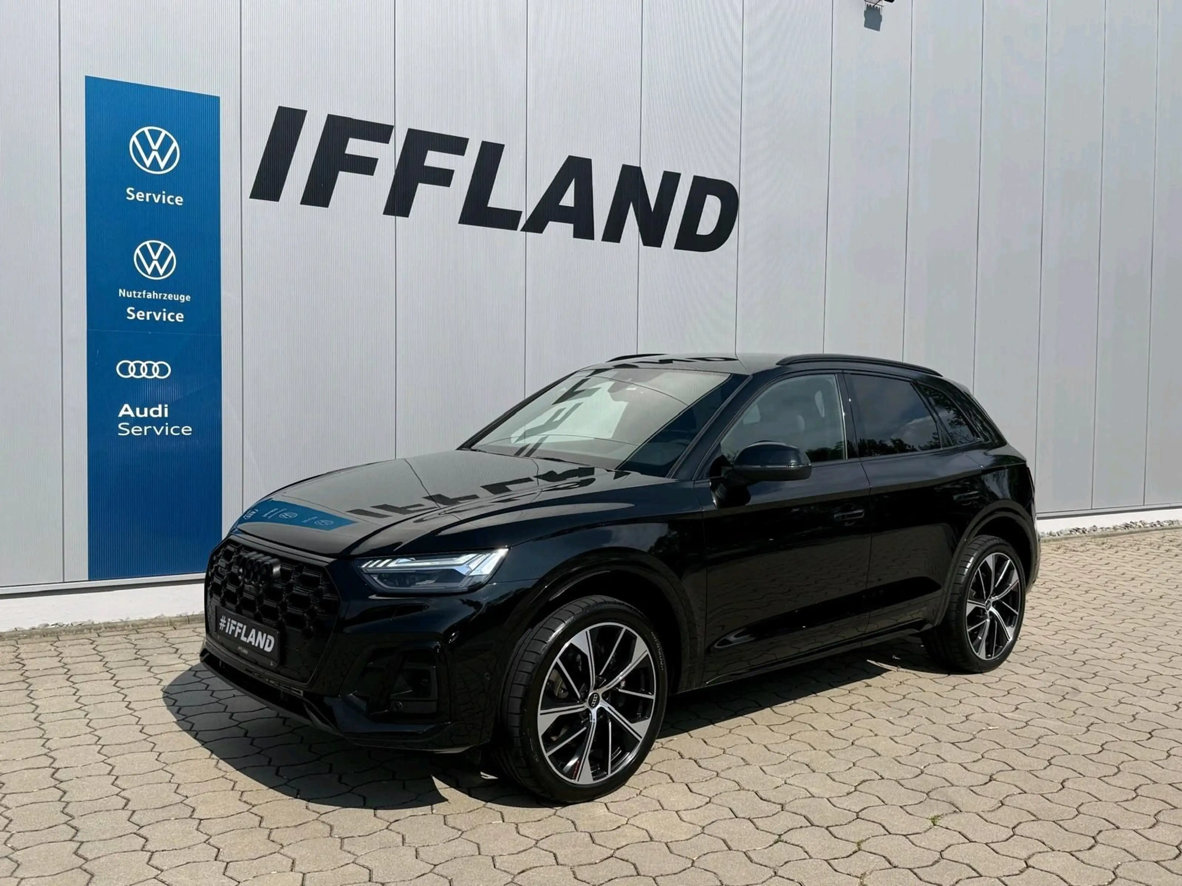 Audi SQ5 3.0 TDI quattro *STANDHZG*AHK*B&O*