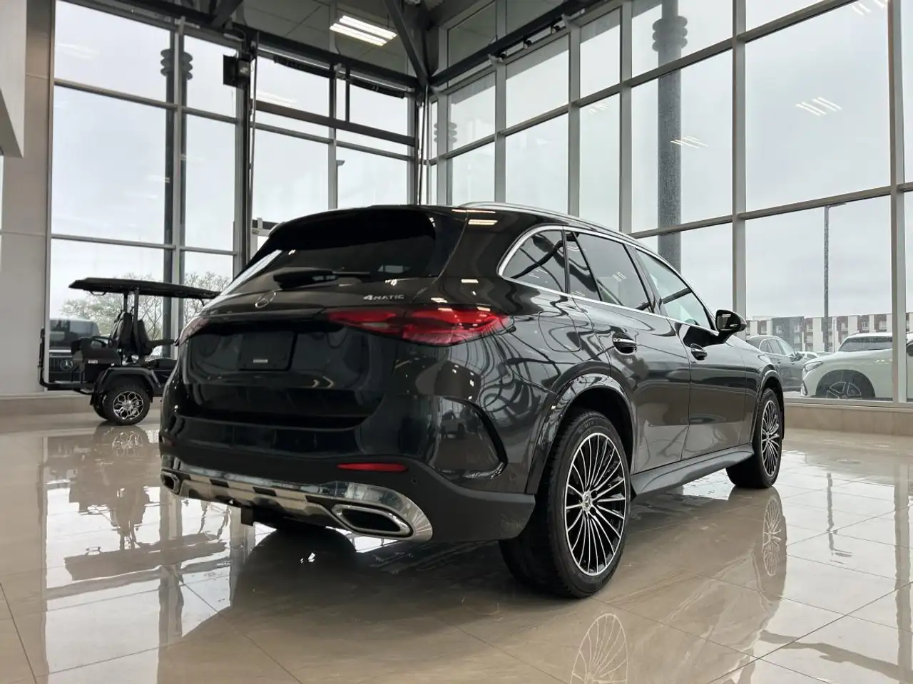 Mercedes-Benz GLC снимка Mercedes-Benz GLC