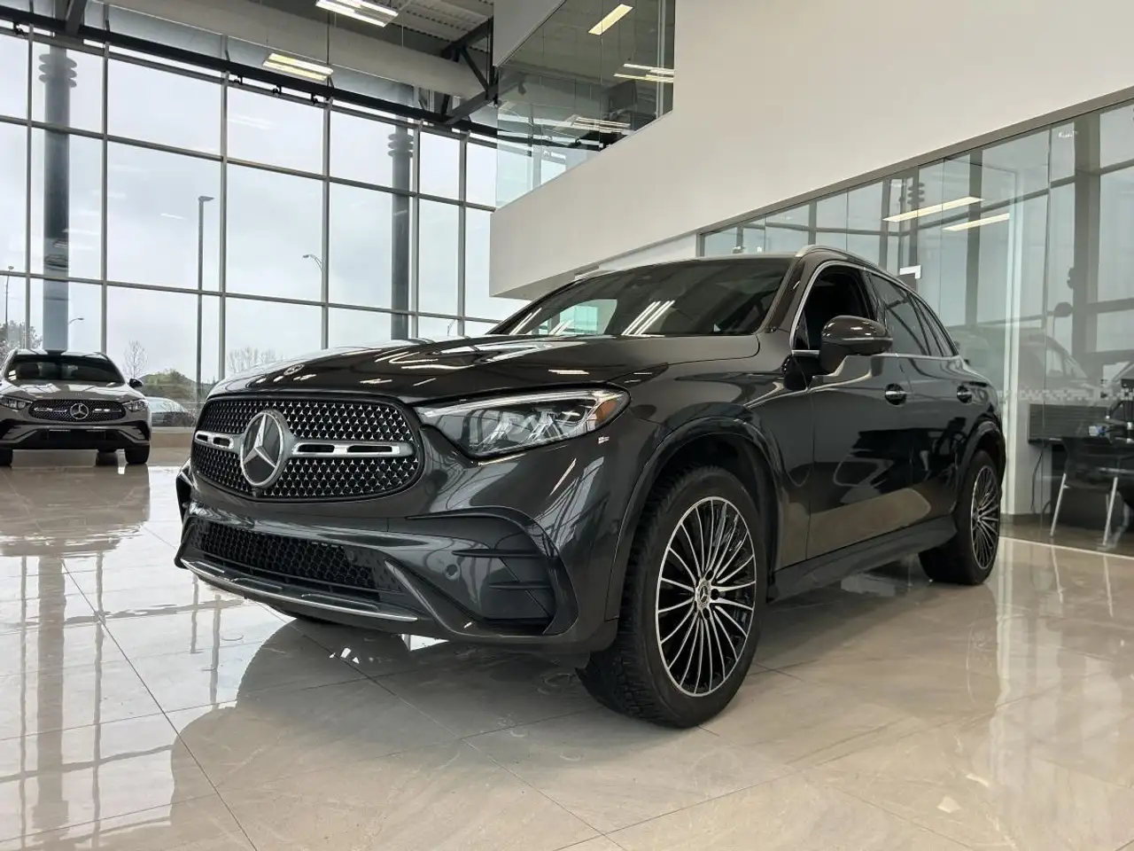 Mercedes-Benz GLC снимка Mercedes-Benz GLC