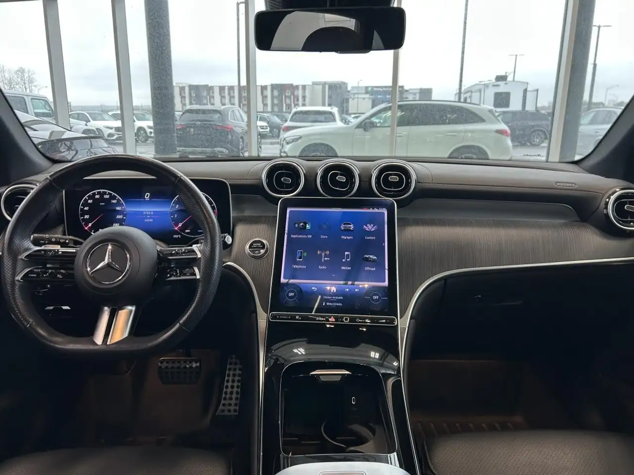 Mercedes-Benz GLC снимка Mercedes-Benz GLC