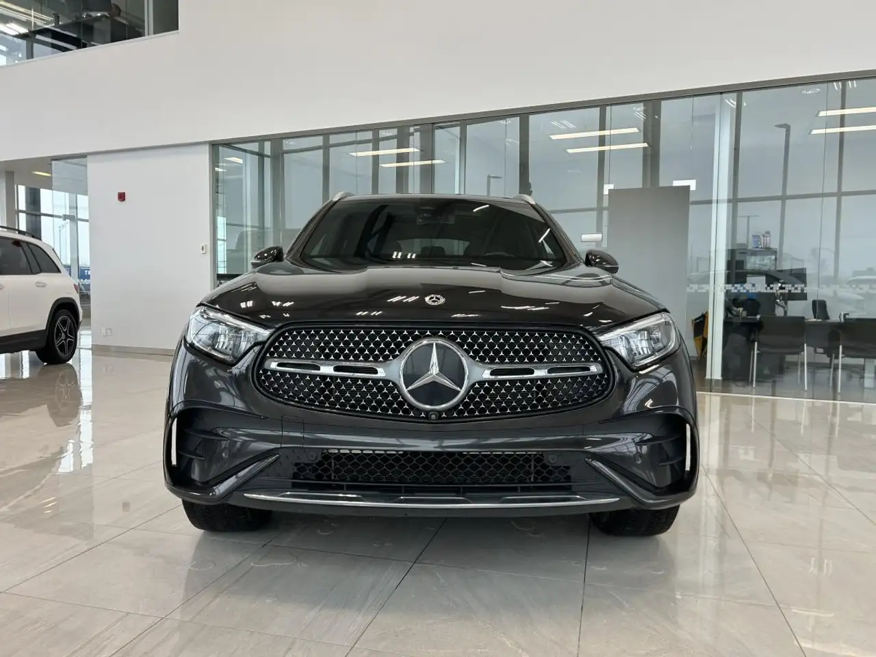 Mercedes-Benz GLC снимка Mercedes-Benz GLC