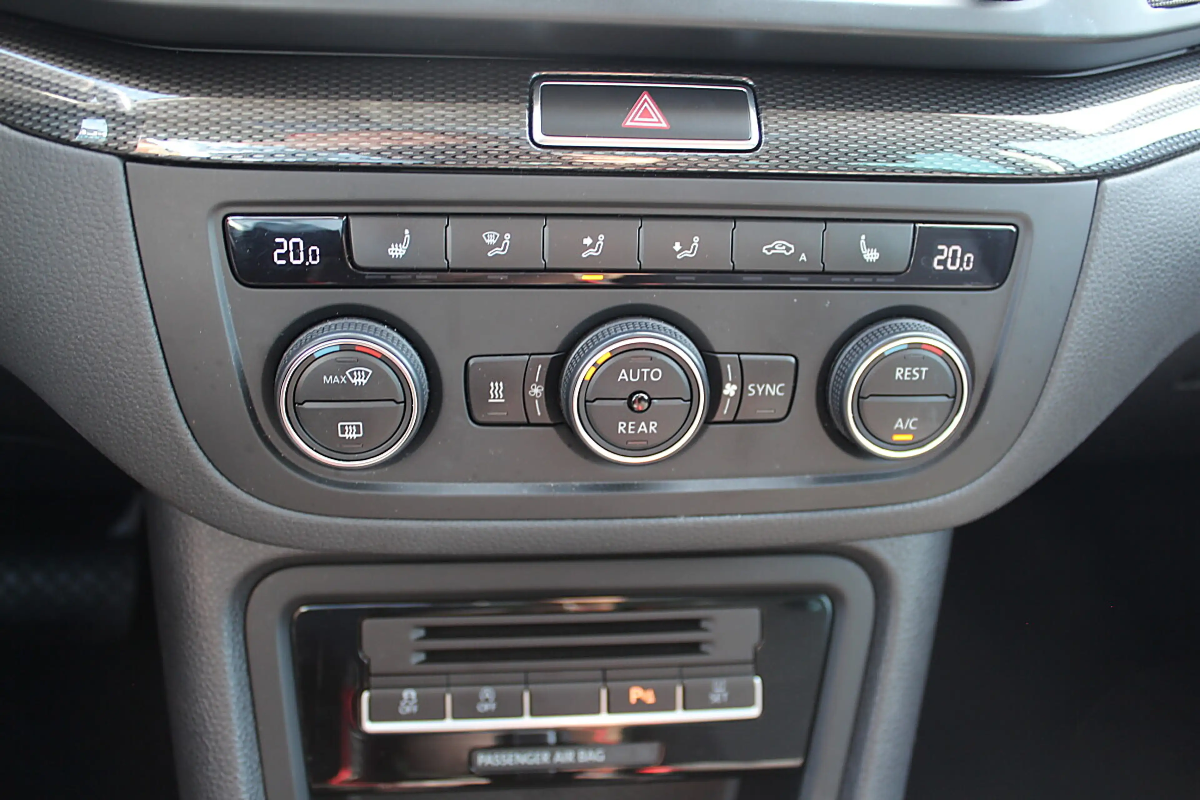 SEAT Alhambra Xcellence 1,4 TSI DSG AHK 7 Sitzer Xenon ... — photo 11