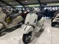 Vespa GTS Super 125 Wit - thumbnail 2