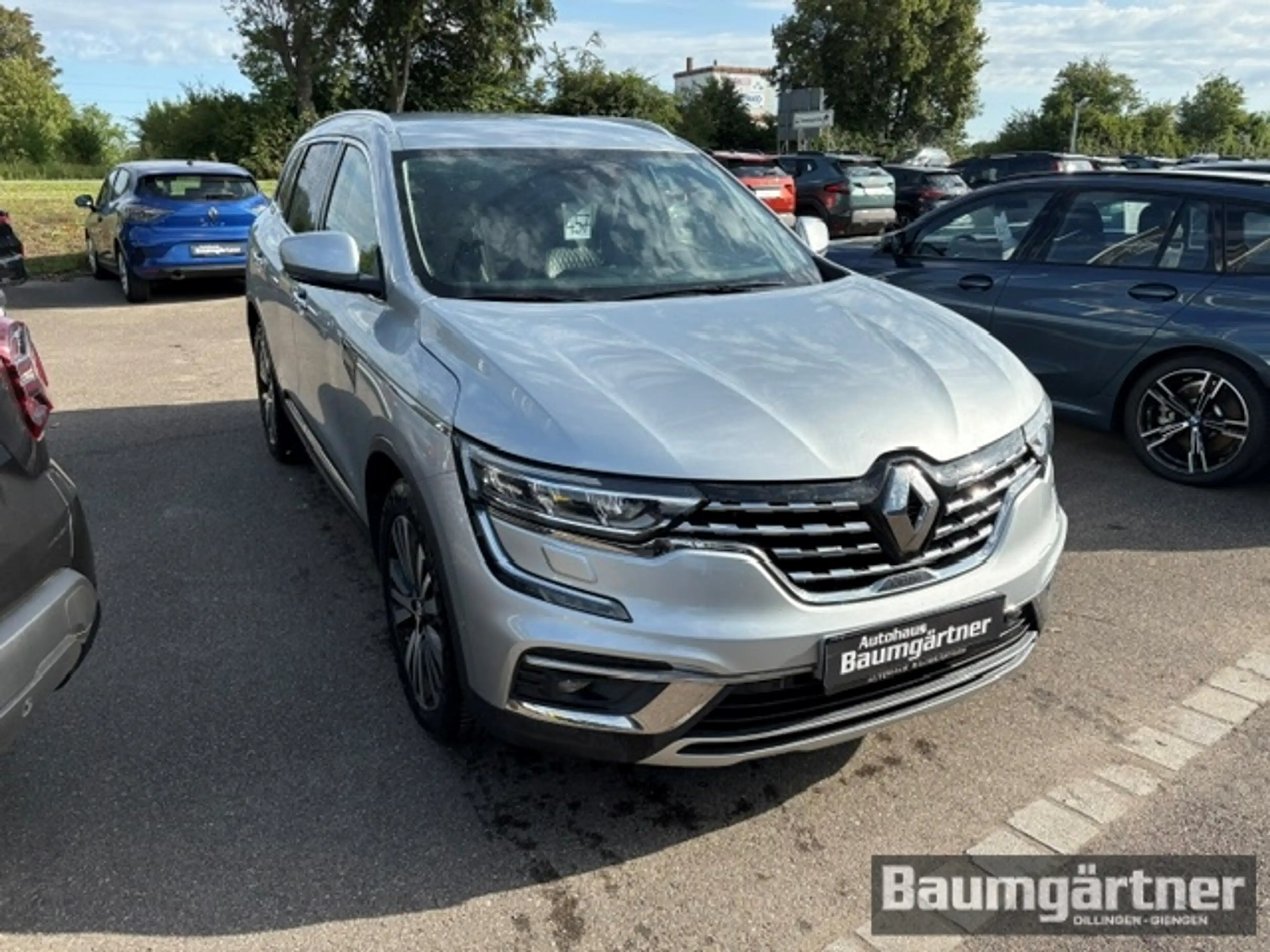 Renault Koleos Initiale Paris Blue dCi 185 X-tronic 4WD — photo 2