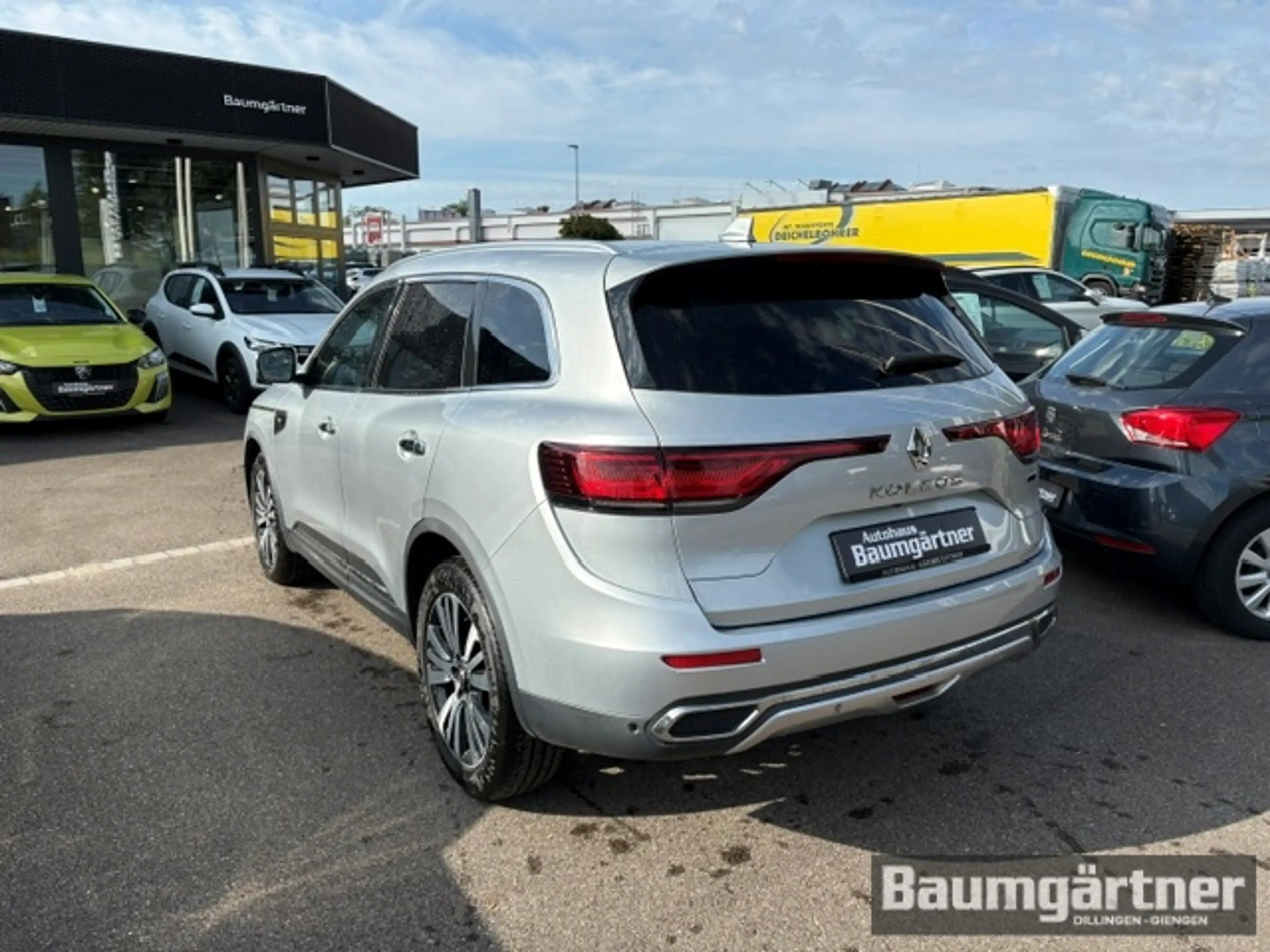 Renault Koleos Initiale Paris Blue dCi 185 X-tronic 4WD — photo 4