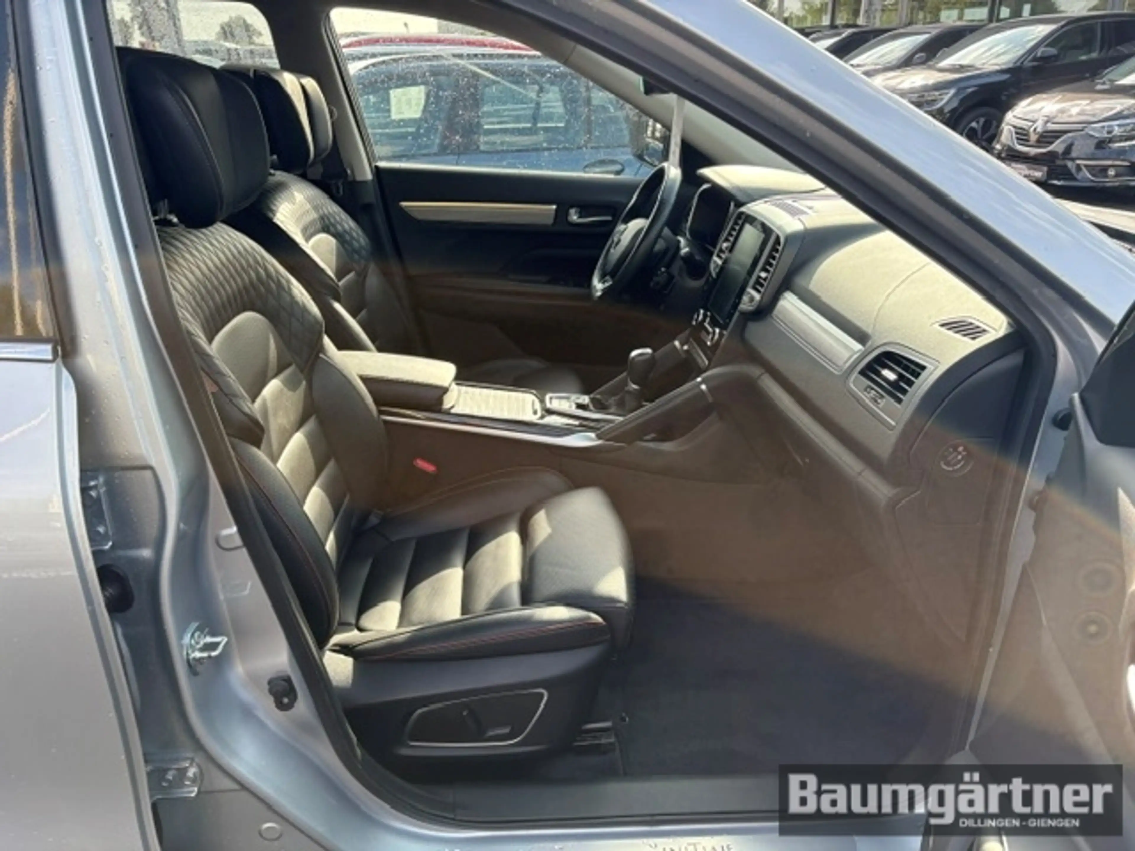 Renault Koleos Initiale Paris Blue dCi 185 X-tronic 4WD — photo 8