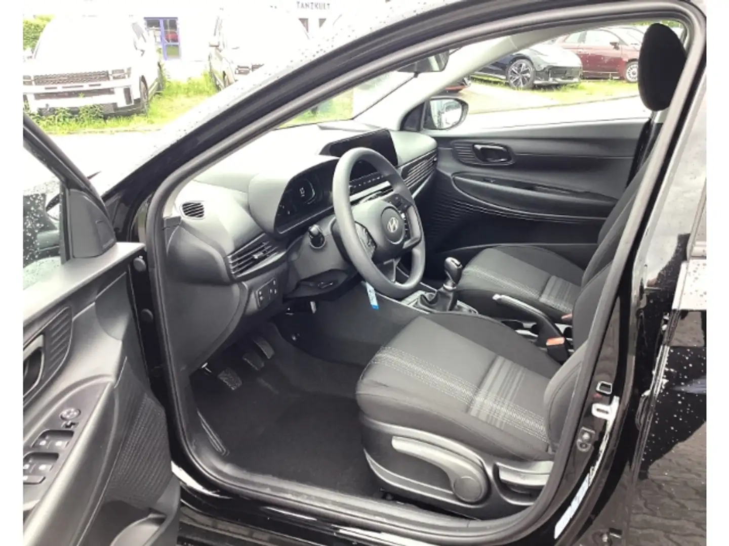 Hyundai i20 Select 1.0 T-GDI MY25 (100 PS) 6-MT 2WD EU6d Weiß - 1