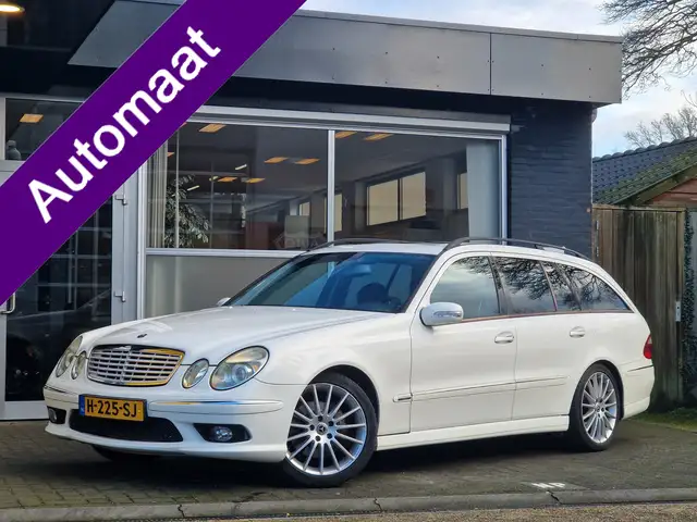 Mercedes-Benz E 500 Combi Avantgarde H&K / LUCHTVERING / PANO / YOUNGT