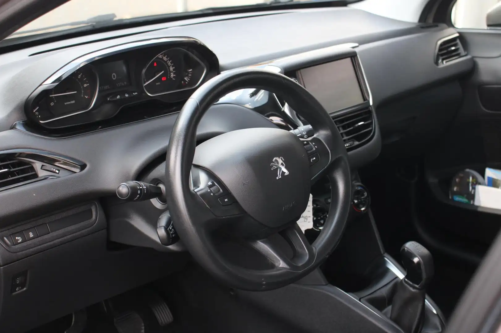 Peugeot 208 1.2 VTi Active - AIRCO, BLUETOOTH, 5 DEURS, NIEUWE Grijs - 2