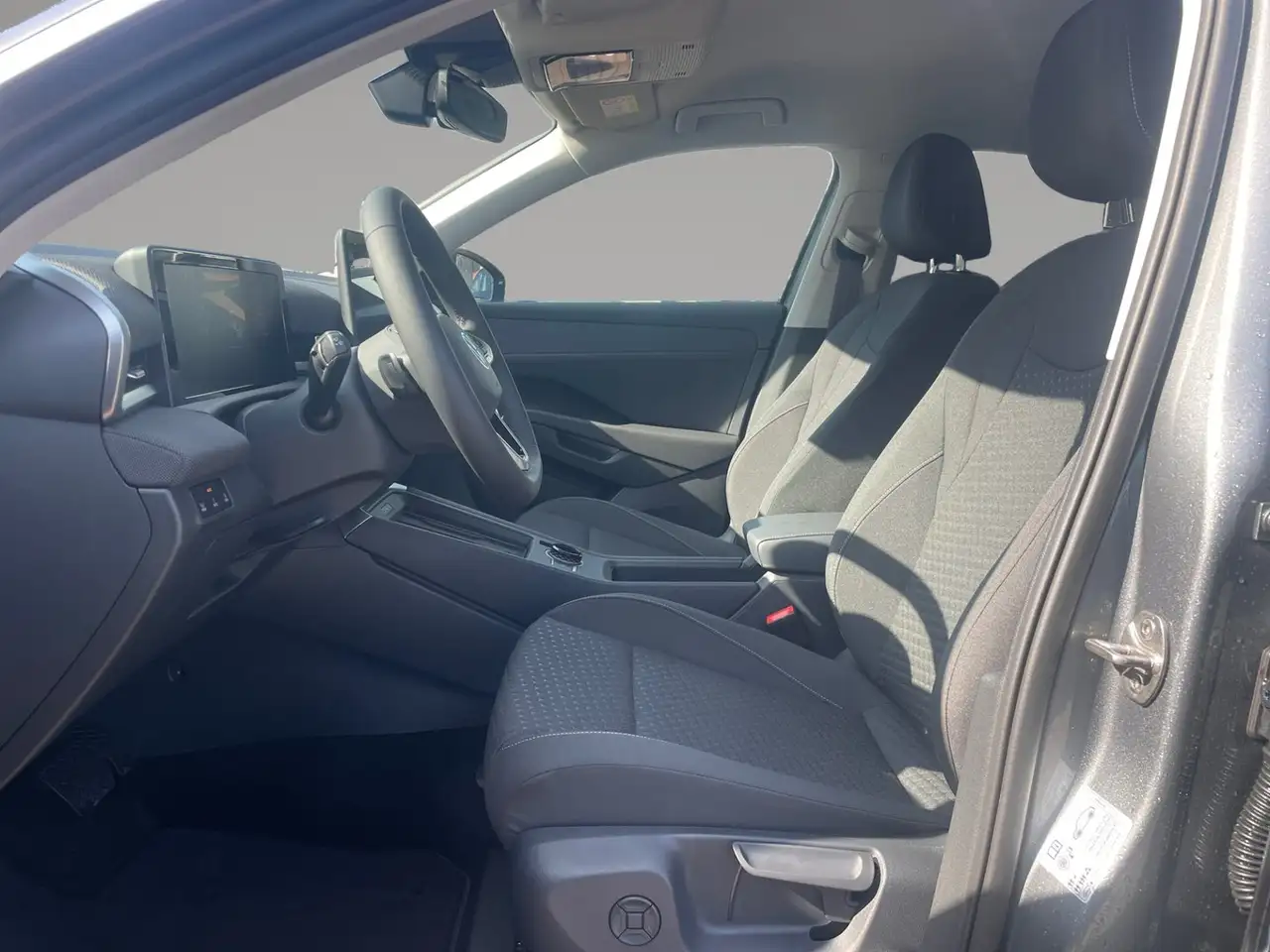 Volkswagen T-Roc Life eTSI DSG 10