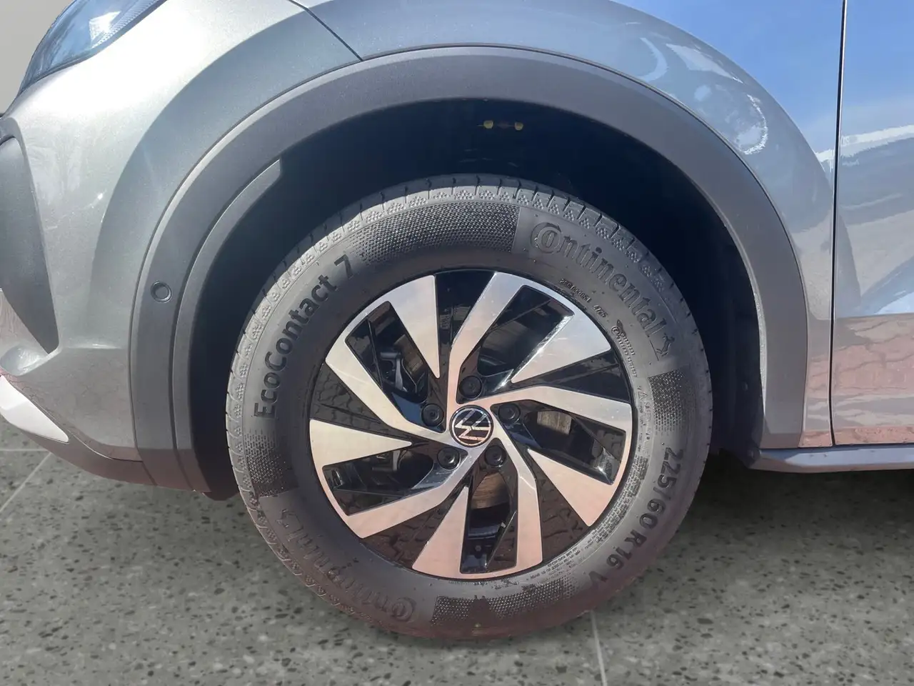 Volkswagen T-Roc Life eTSI DSG 9