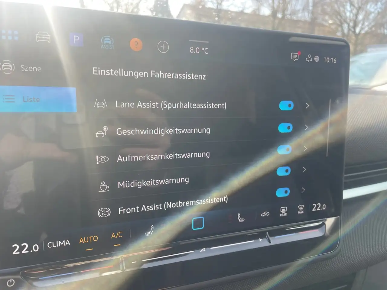 Volkswagen T-Roc Life eTSI DSG 16