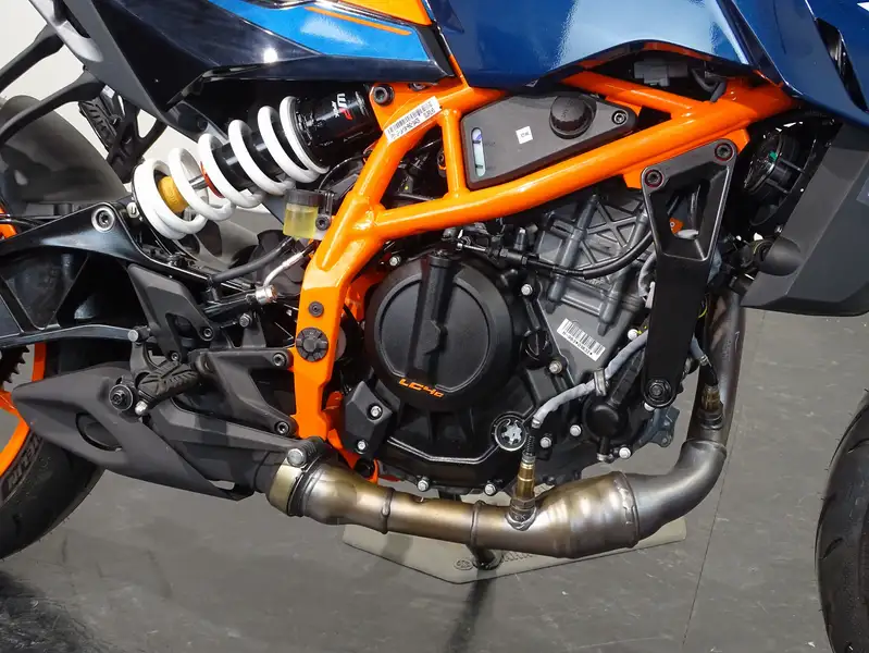 KTM 390 Duke - foto 5