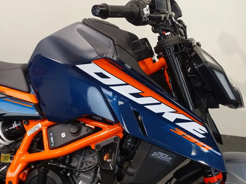 KTM 390 Duke - foto 4