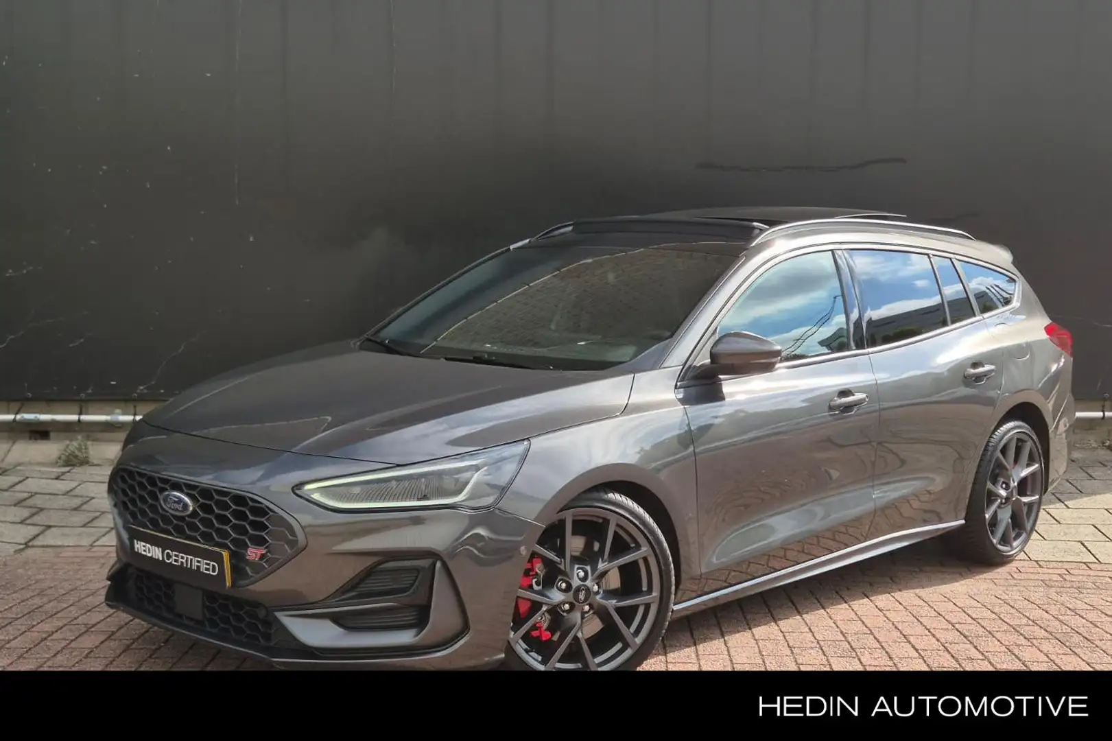 Ford Focus Wagon 2.3 EcoBoost ST-X | Automaat | 280PK | Panor Grau - 1