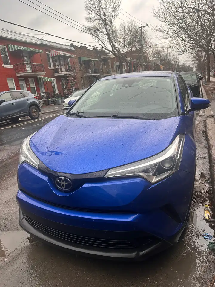 Toyota C-HR снимка Toyota C-HR