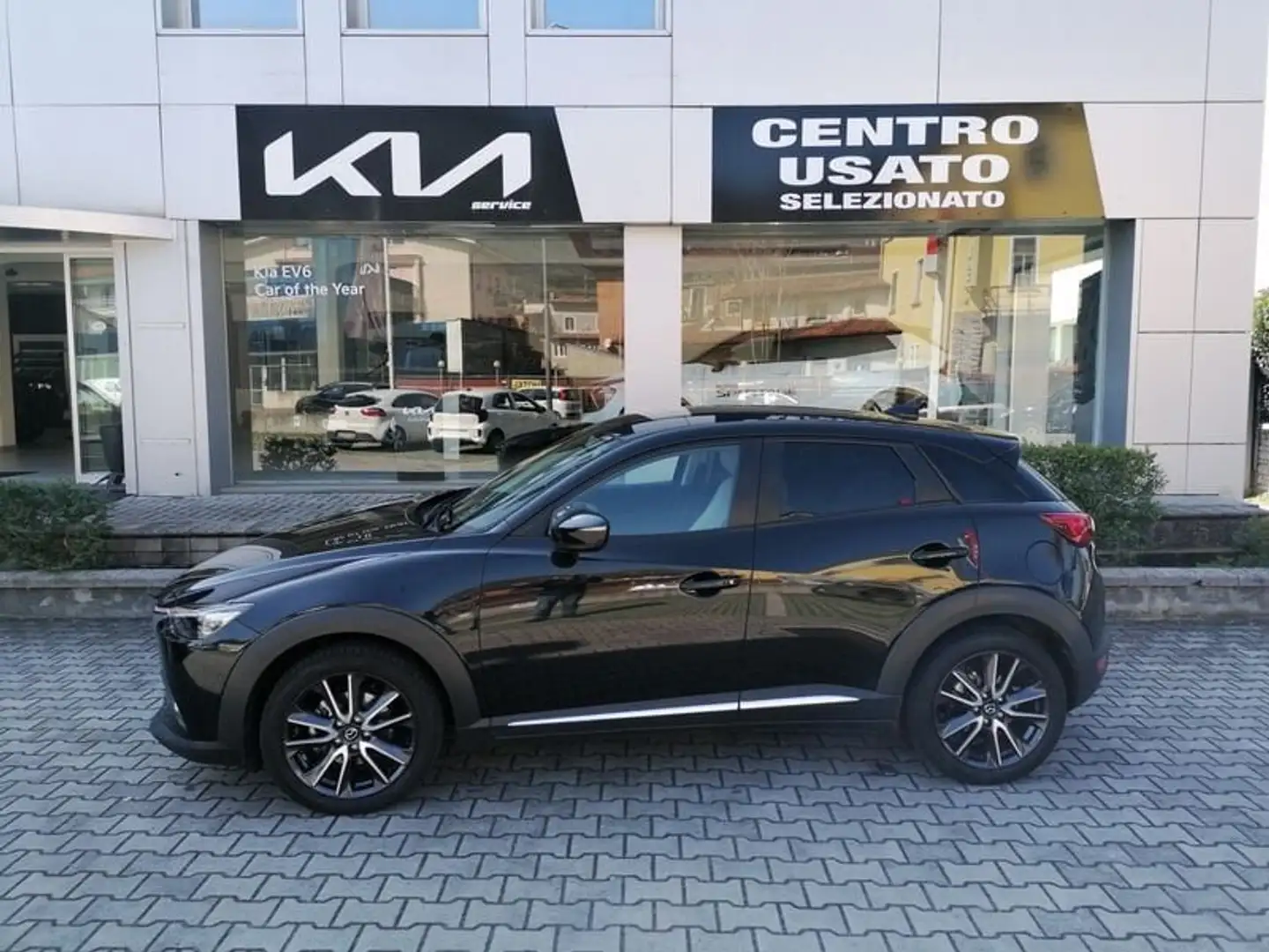 Mazda CX-3 2.0L Skyactiv-G 4WD Exceed Nero - 2