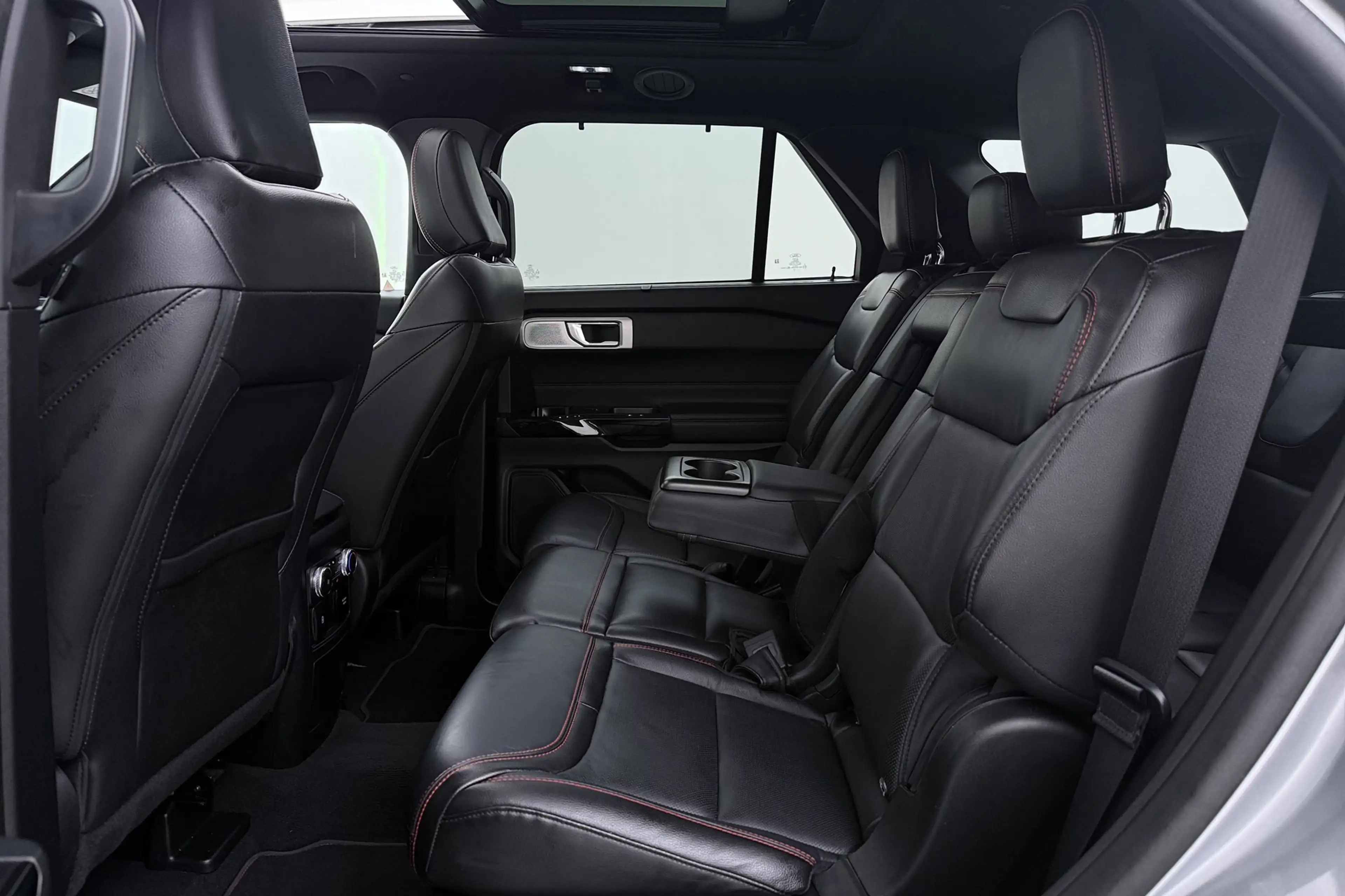 Ford Explorer 3.0 V6 EcoBoost PHEV ST-Line | Trekhaak | Panorama — photo 17