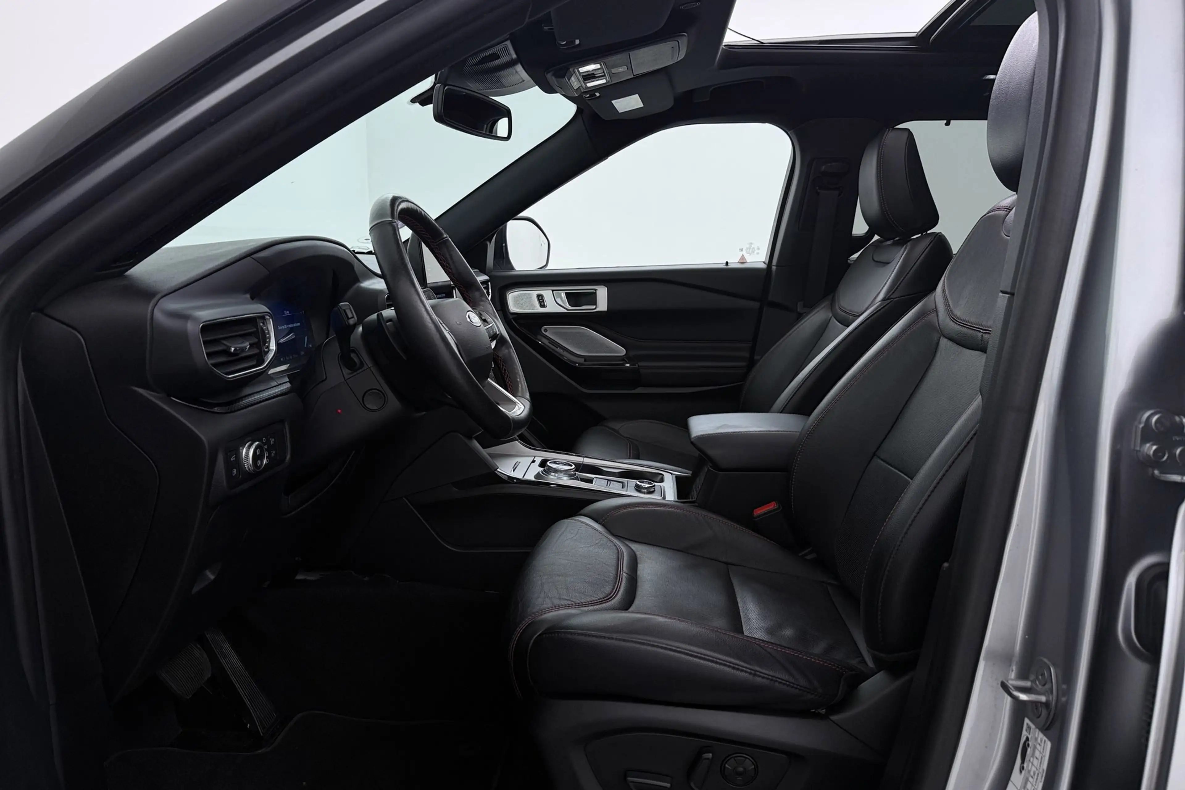 Ford Explorer 3.0 V6 EcoBoost PHEV ST-Line | Trekhaak | Panorama — photo 3
