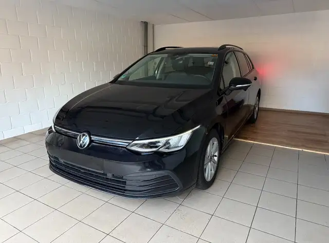 Volkswagen Golf Variant Golf SW 1.0 eTSI  DSG * 12M  GARANTIE *
