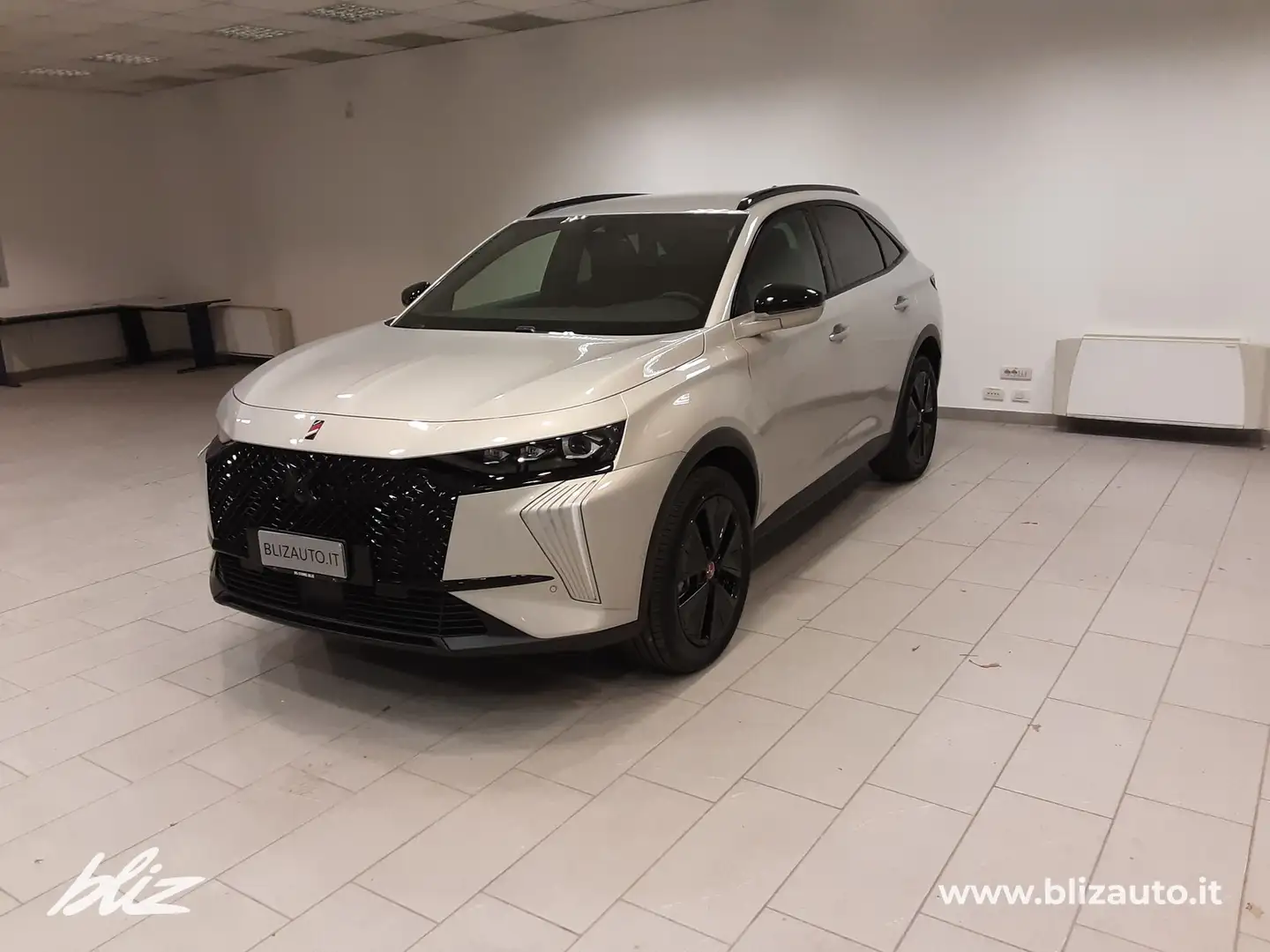 DS Automobiles DS 7 Crossback 1.5 bluehdi performance line+ 130cv auto Grigio - 1