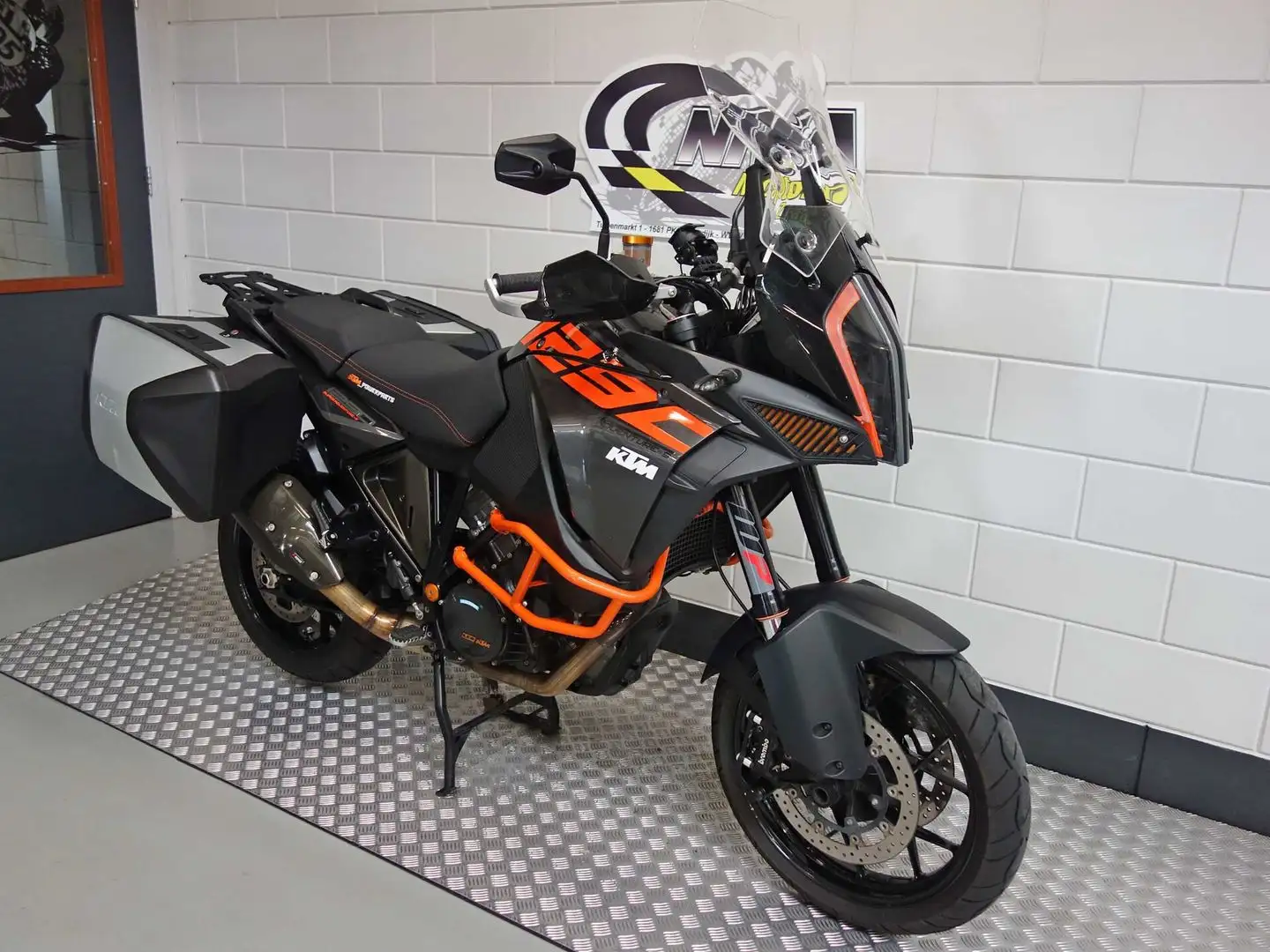 KTM 1290 Super Adventure S Zwart - 2