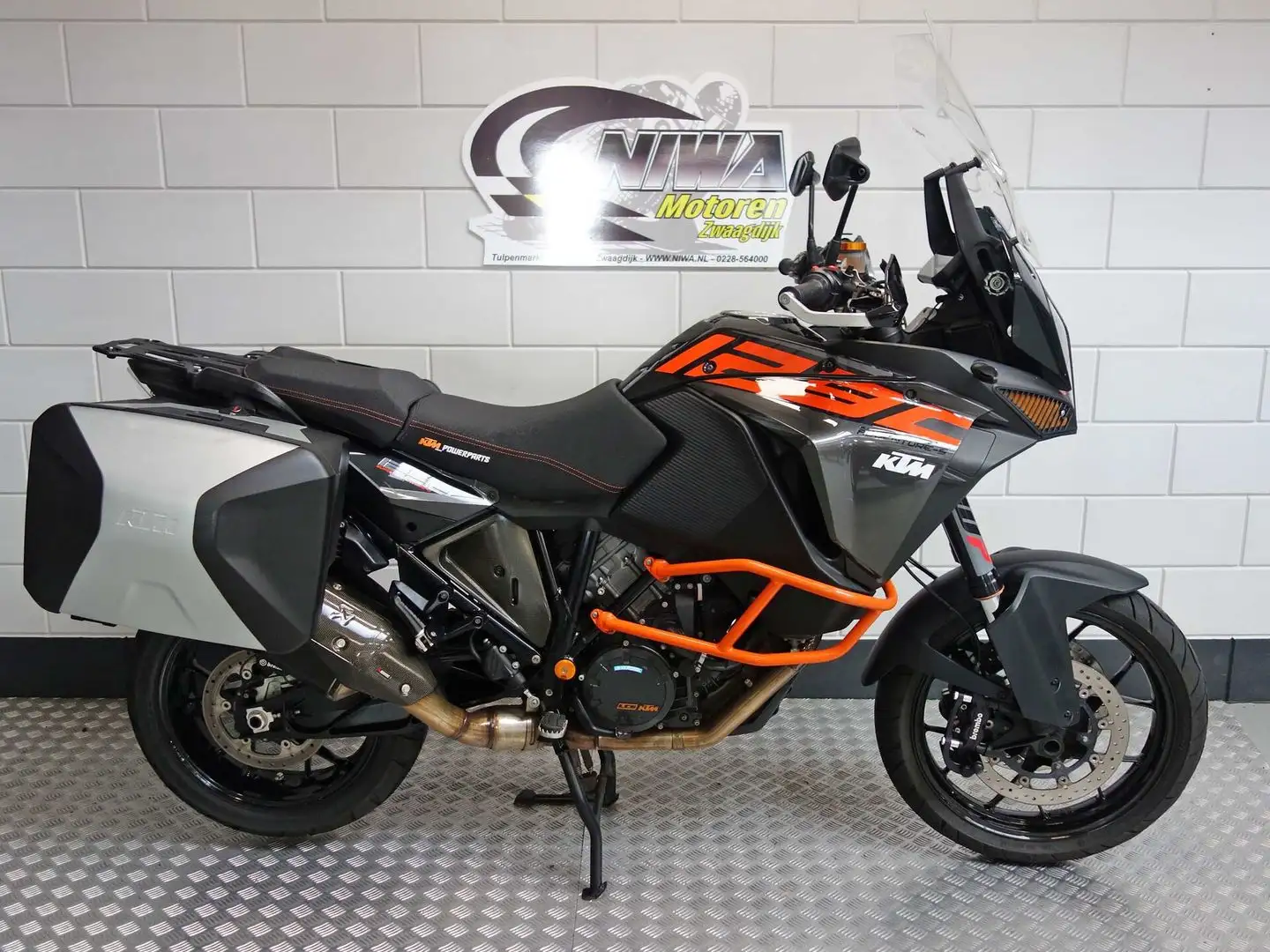 KTM 1290 Super Adventure S Zwart - 1