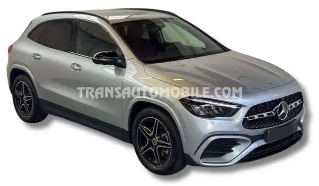 Mercedes-Benz GLA 200 AMG LINE 1.3L ESSENCE AUTOMATIQUE