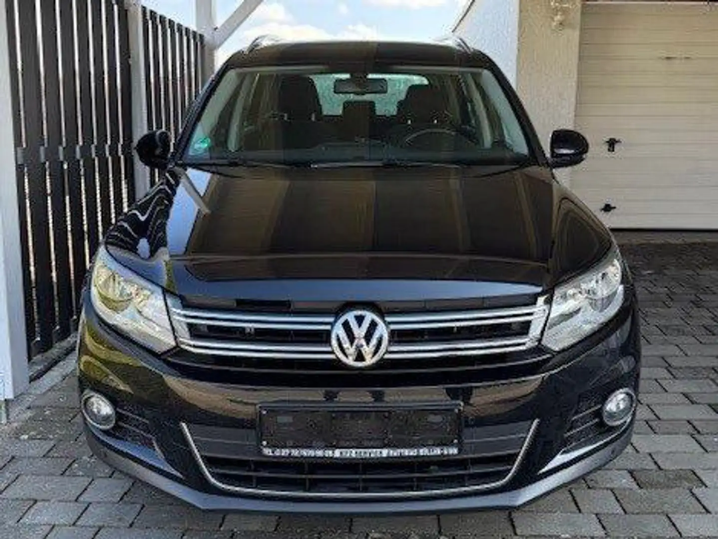 Volkswagen Tiguan 2.0 Sport TDI 4Motion Schwarz - 2