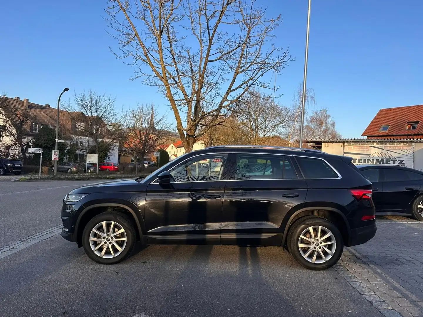 Skoda Kodiaq Style 4x4/Navi/Apple CarPlay/Rückfahrkamera Schwarz - 2