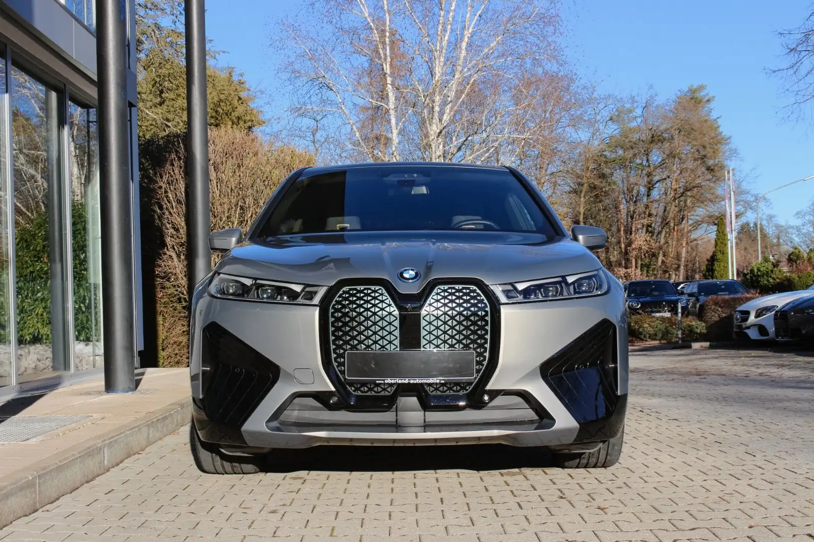 BMW iX M60 / SKY LOUNGE / SOFT CLOSE  / AHK Gris - 2