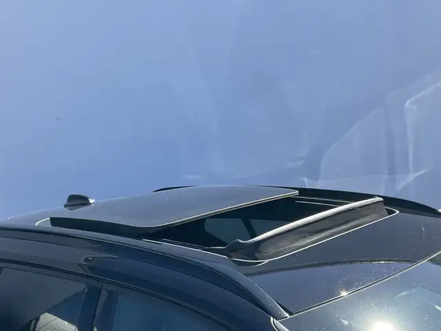 Volvo XC40 view 5