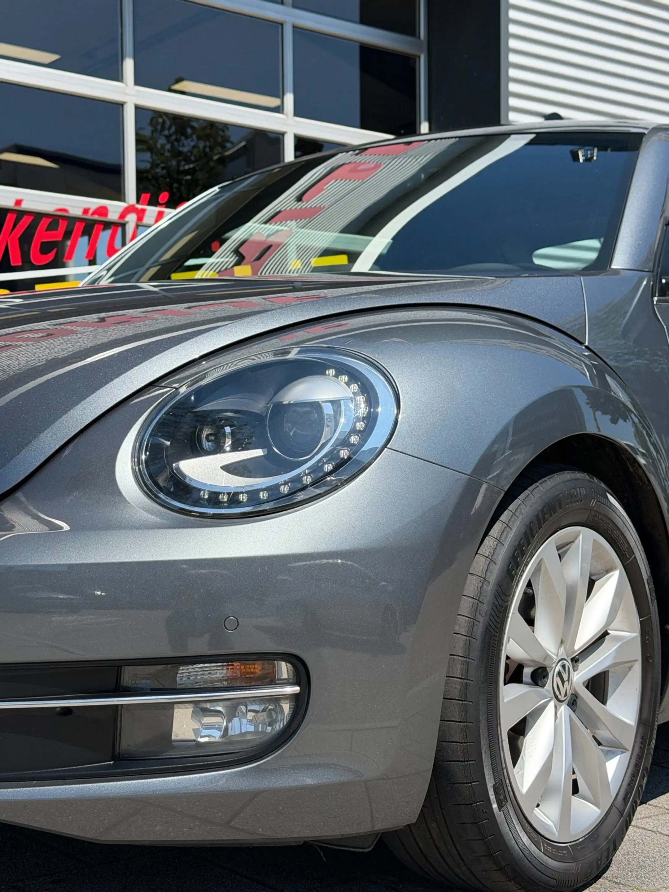 Volkswagen Beetle 1.2 TSI Designo Edition - Navigatie I Airco I PDC — photo 11