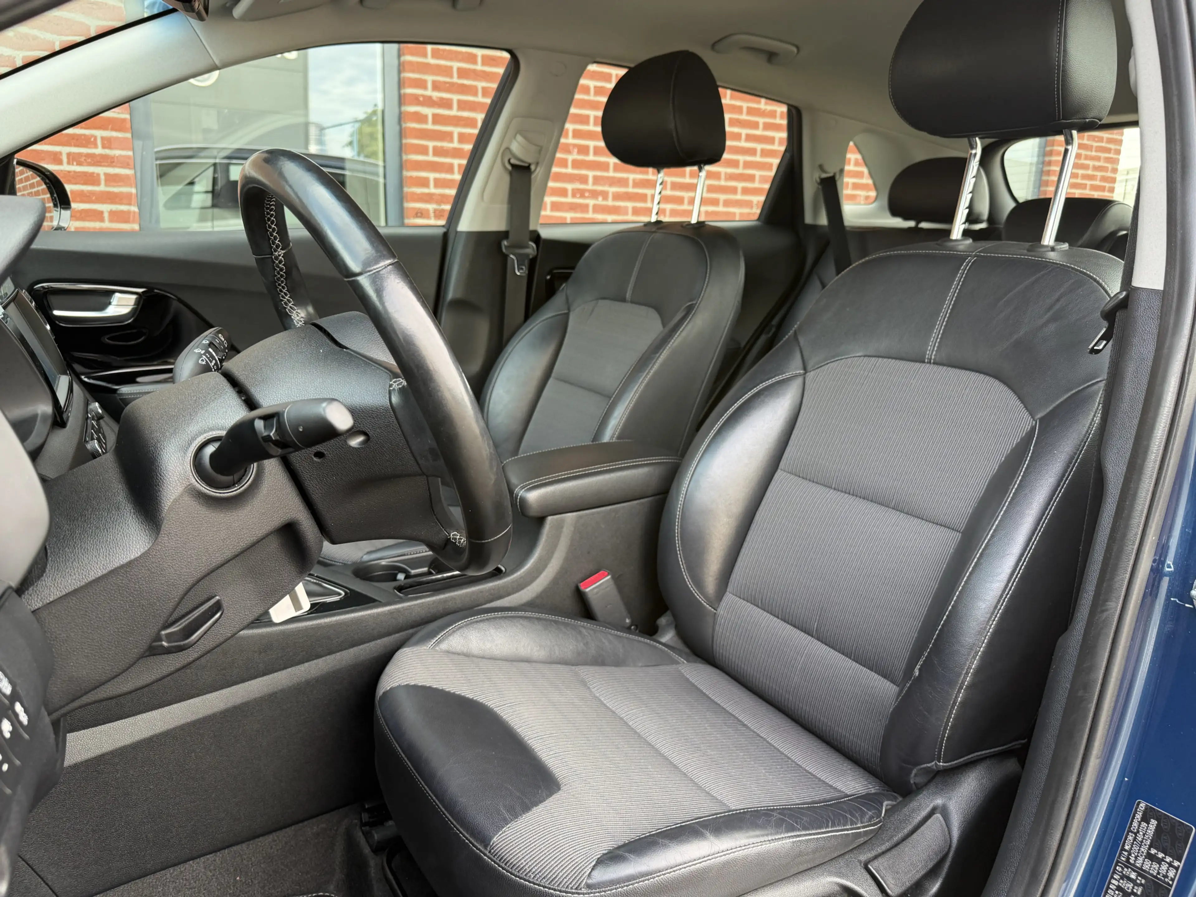 Kia Niro 1.6 GDi Hybrid DynamicLine ✅ Navigatie ✅ achteruit — photo 18