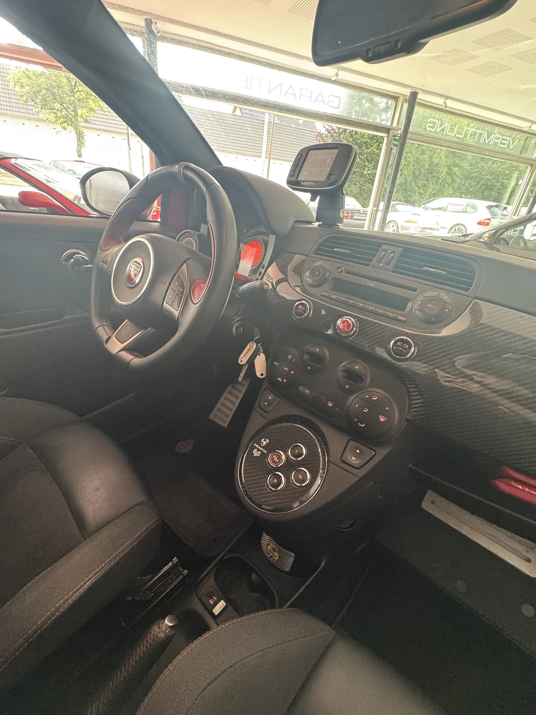 Abarth 695 Tributo Ferrari — photo 9
