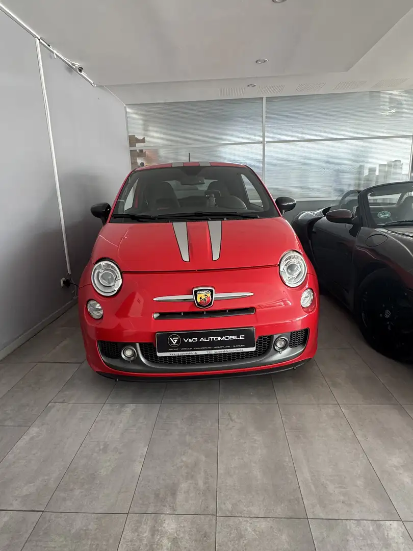 Abarth 695 Tributo Ferrari Rosso - 1