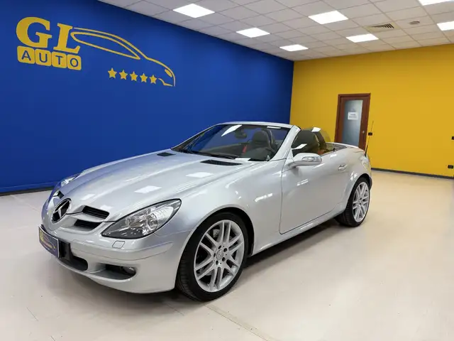 Mercedes-Benz SLK 200