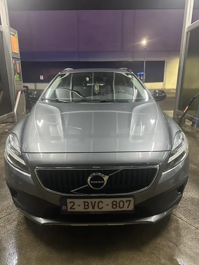 Volvo V40 Cross Country D2 Geartronic Kinetic Gris - 2