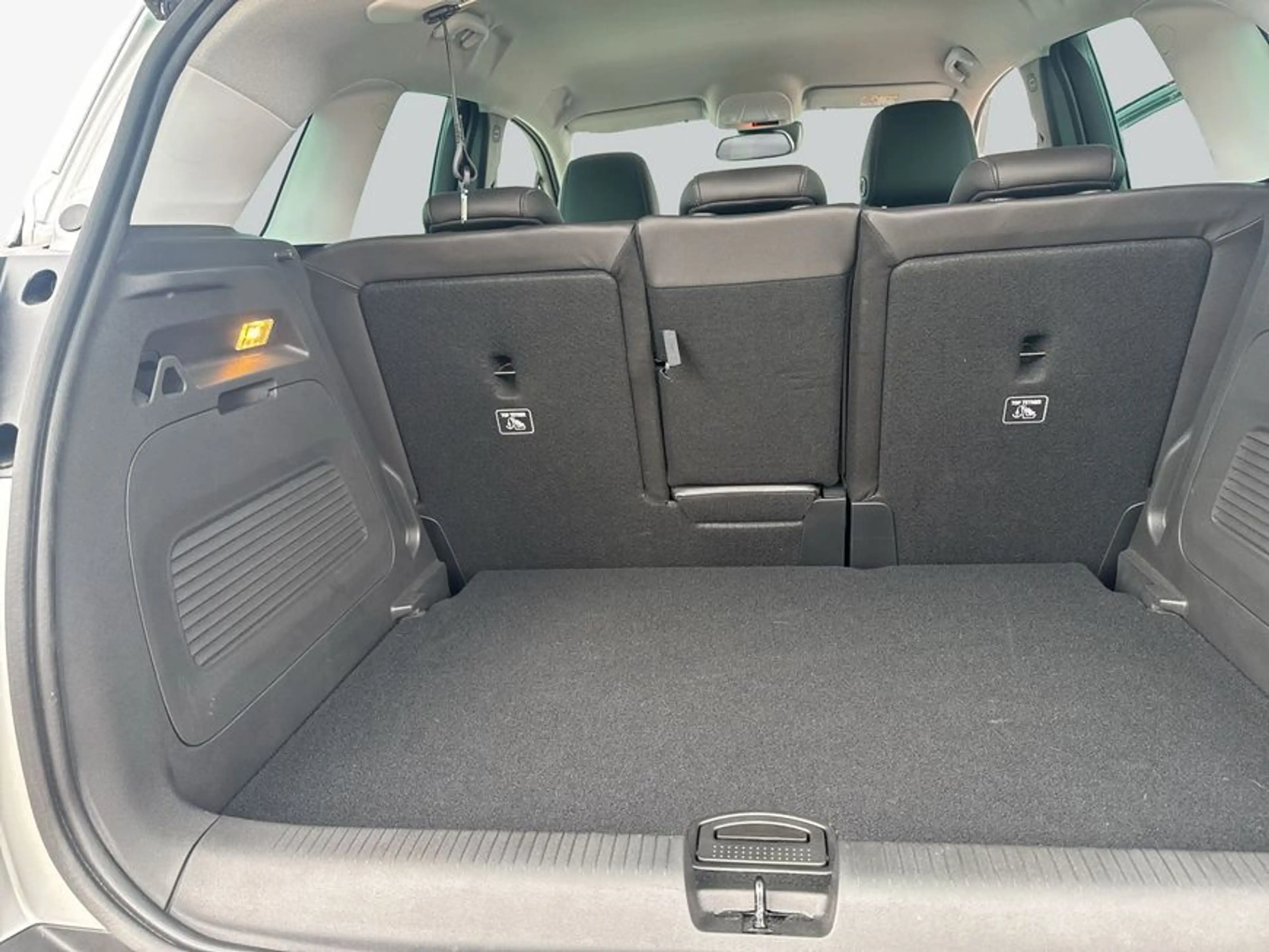 Opel Crossland Crossland 1.2 Elegance Paket — photo 8