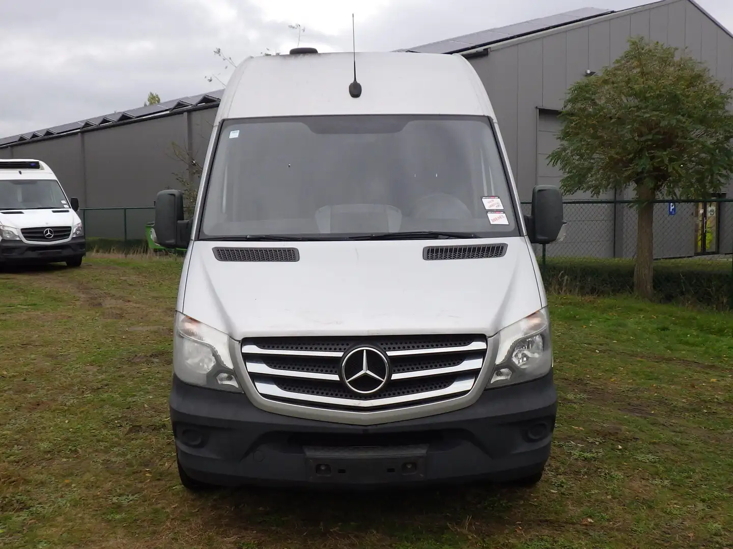 Mercedes-Benz Sprinter 314 (Stock ID 81381) Argent - 2