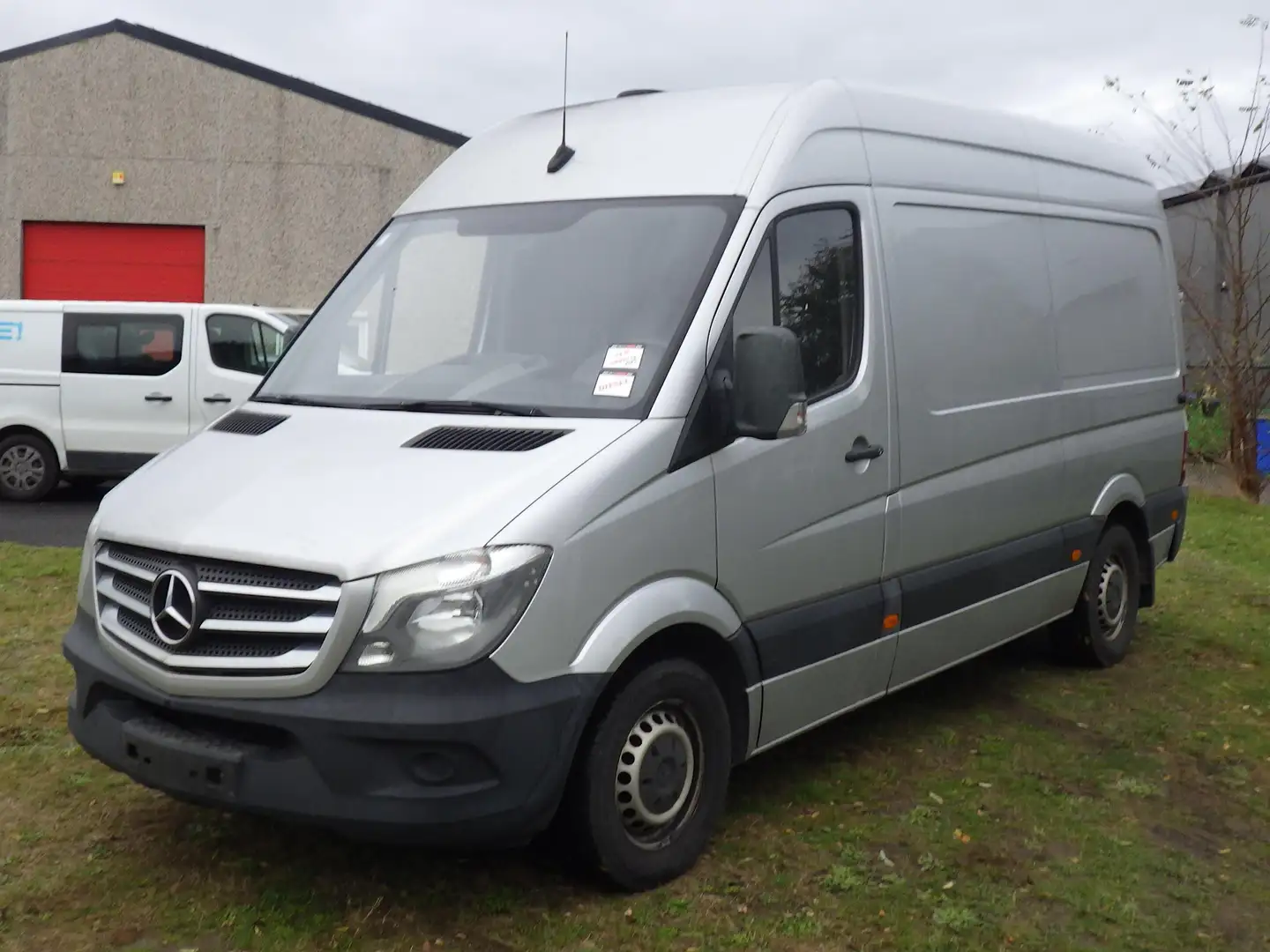 Mercedes-Benz Sprinter 314 (Stock ID 81381) Argent - 1