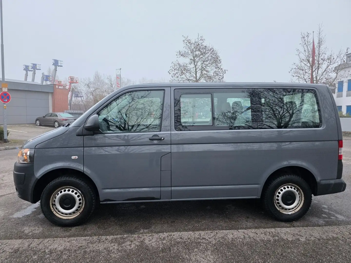 Volkswagen T5 Transporter T5 Caravelle 9-Sitze Gris - 2