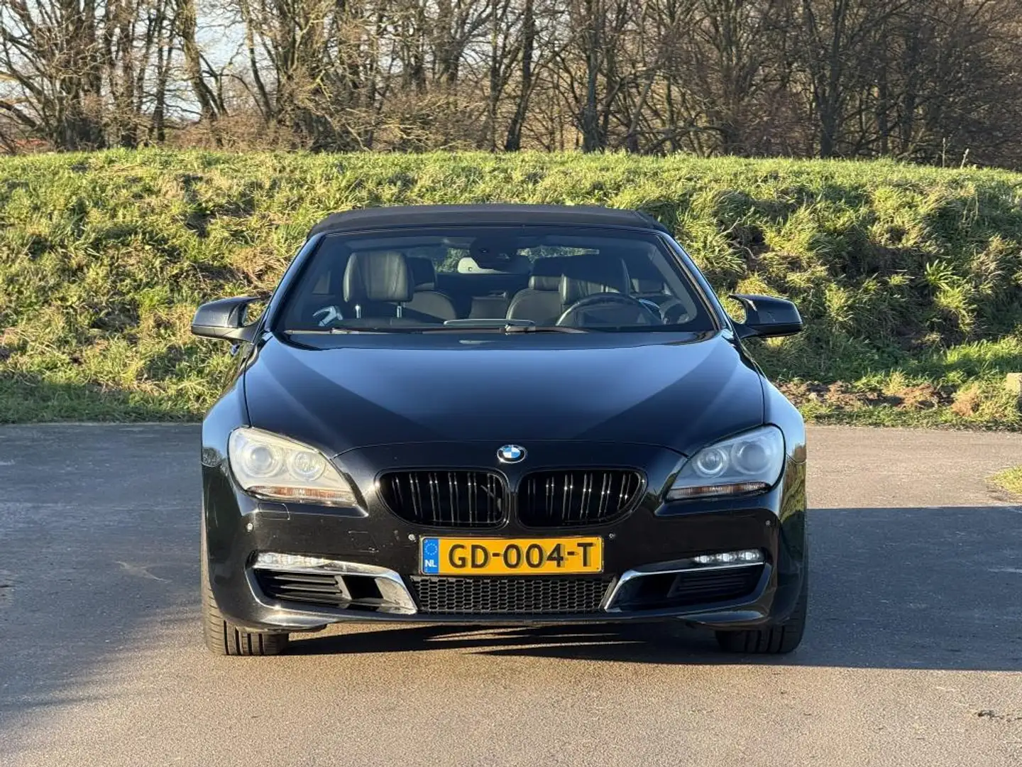 BMW 640 6-serie Cabrio 640i High Executive Zwart - 2